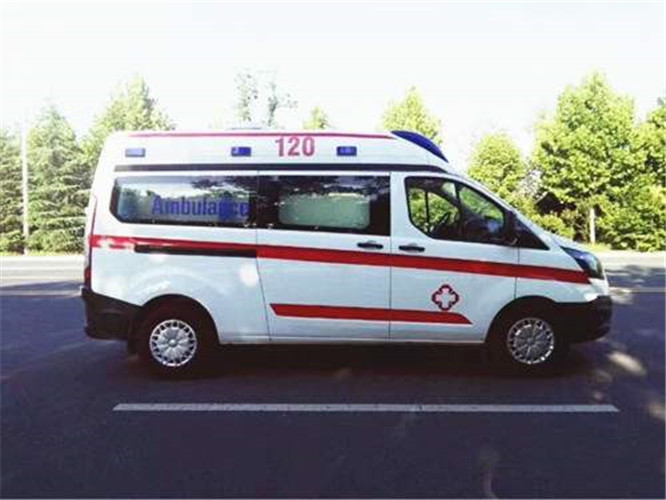 八宿救护车出租服务案例6