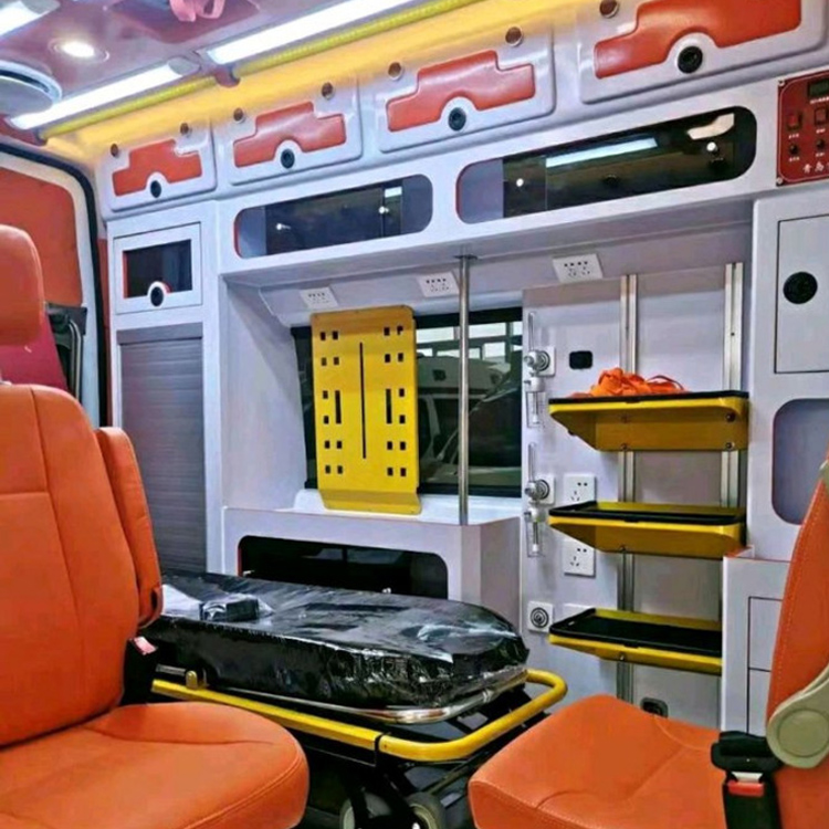 八宿长途救护车护送病人租赁价格